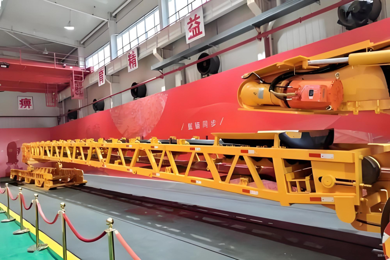 悬臂式掘进机组合二运皮带转载机安装与调整